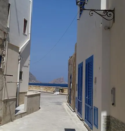 Scalovecchio Marettimo Buitenkant foto