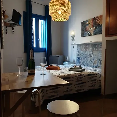 Scalovecchio Marettimo Buitenkant foto